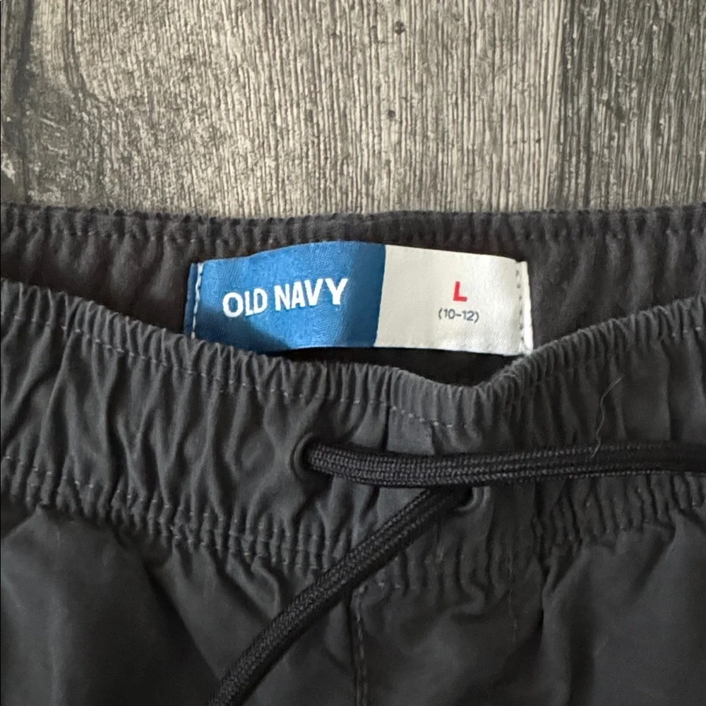 Old Navy Cargo Shorts Size 10-12